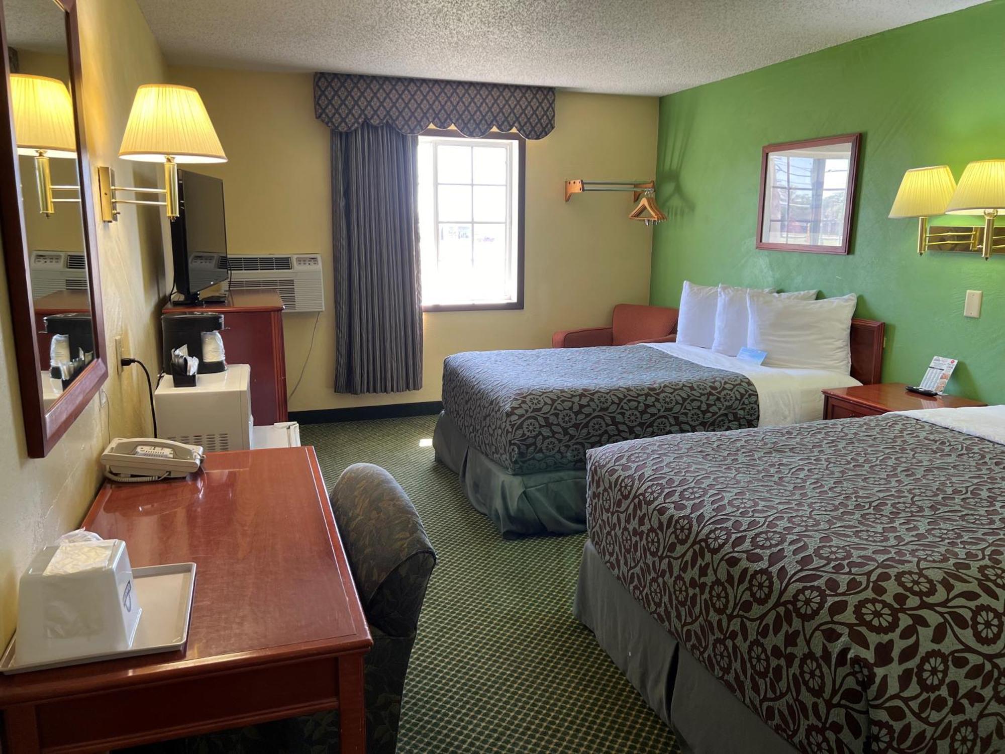 Days Inn By Wyndham Great Bend Luaran gambar
